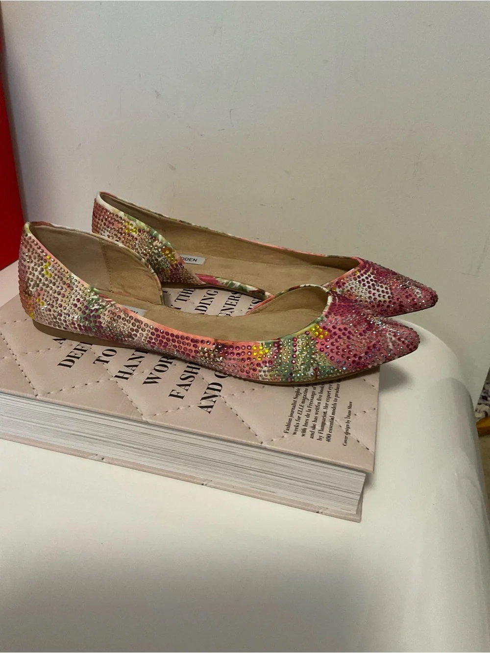 Steve Madden Pink Crystal Embellished Pointed-Toe Flats Size 10